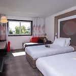 Novotel Nantes Otel