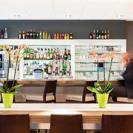 Novotel Nantes 4*