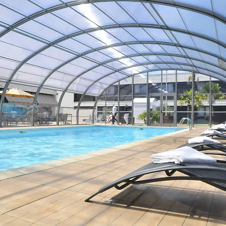 Novotel Nantes מלון