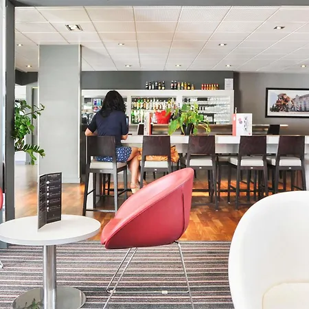 Novotel Nantes فندق