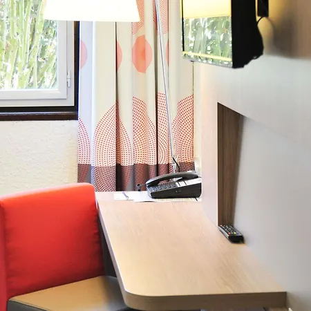 فندق Novotel Nantes 4*