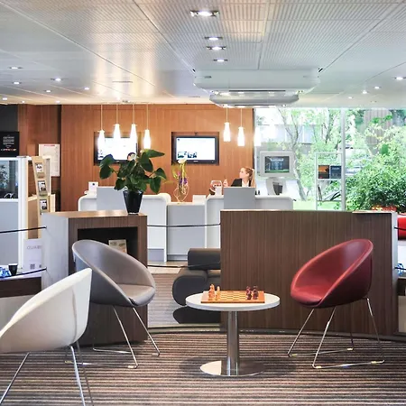 Novotel Nantes فندق 4*