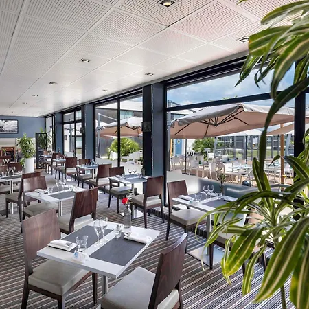 Novotel Nantes فندق 4*