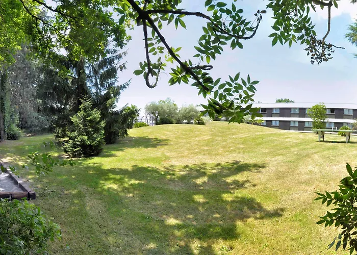 Novotel Nantes فندق