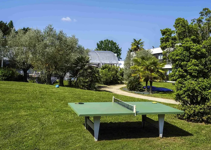 ノボテル ナンテス 4* カルクフー